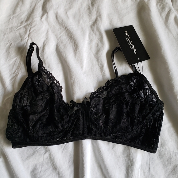 Lace Bra - Picture 2 of 3